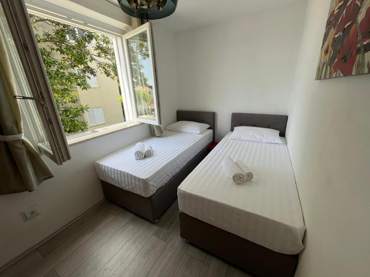 Apartment Gallery - View Of The Old Town & Free Parking Dubrovnik Buitenkant foto